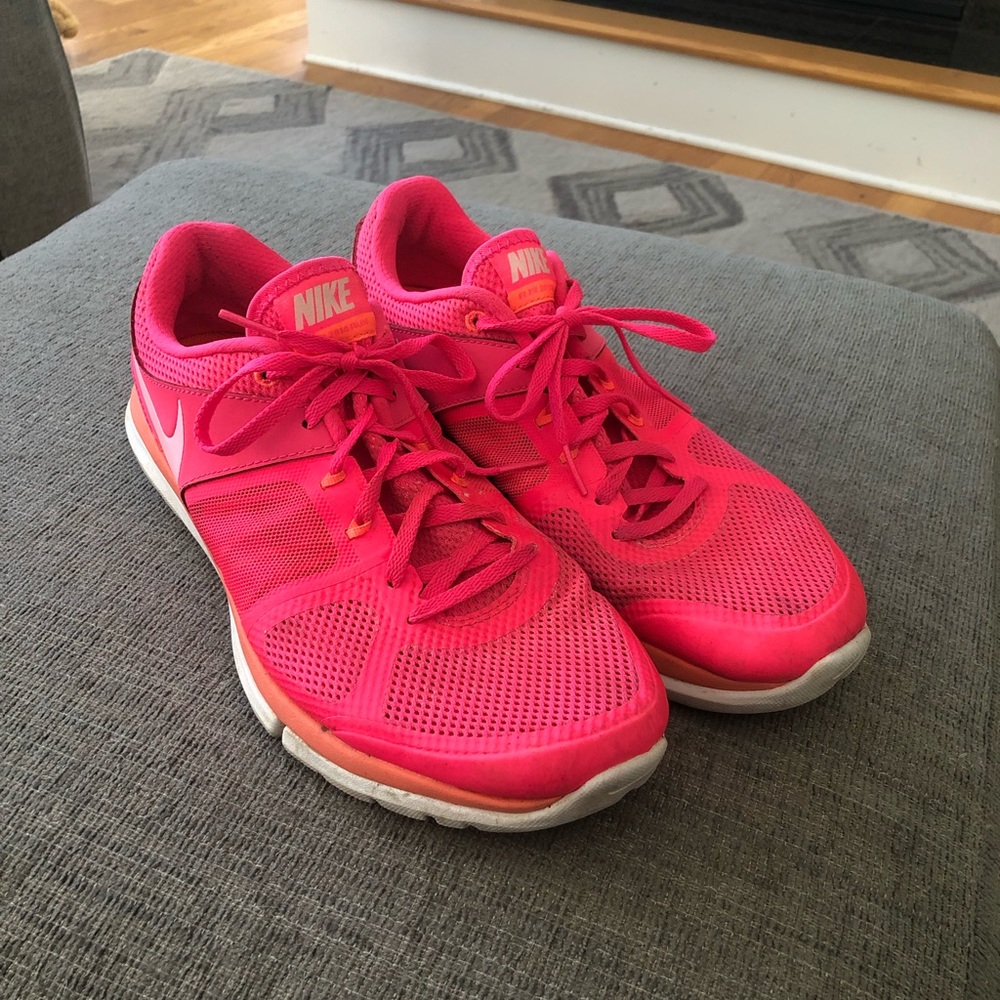 Pink Nike’s